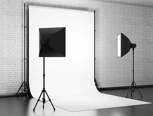 branding photo session set with a white background and two flashes
